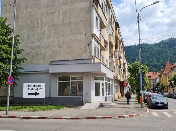 Schimbarea de Destinație a unui Spațiu în Brașov: Ghid Practic 2026, Avize și Circulație