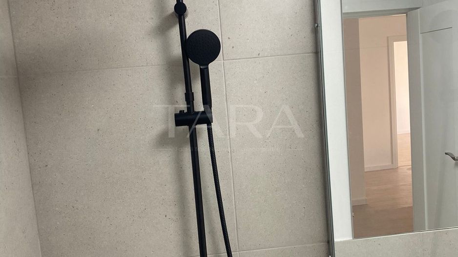 Apartament nou, balcon generos, zonă liniștită – Florești, Someșului. - Poză 9