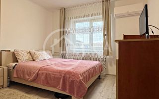 Apartament cu 3 camere de vanzare Str. Banatului Zona  Velenta, Oradea - Poză 1