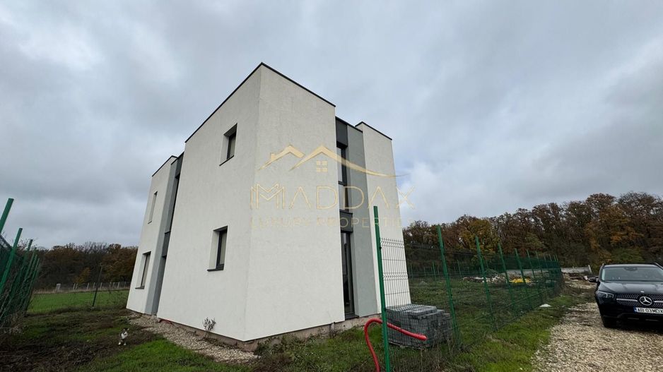 Vila balotesti - Poză 9