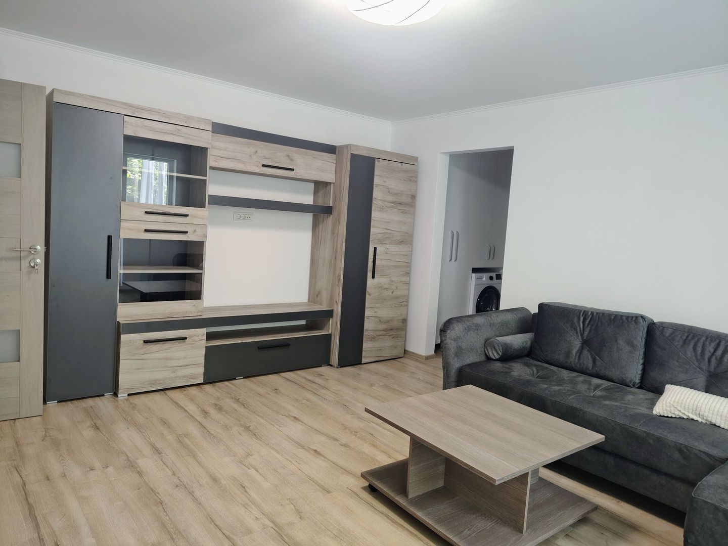Apartament 3 camere Cantemir , 420 E/luna  negociabil, Comision 50% - Poză 2