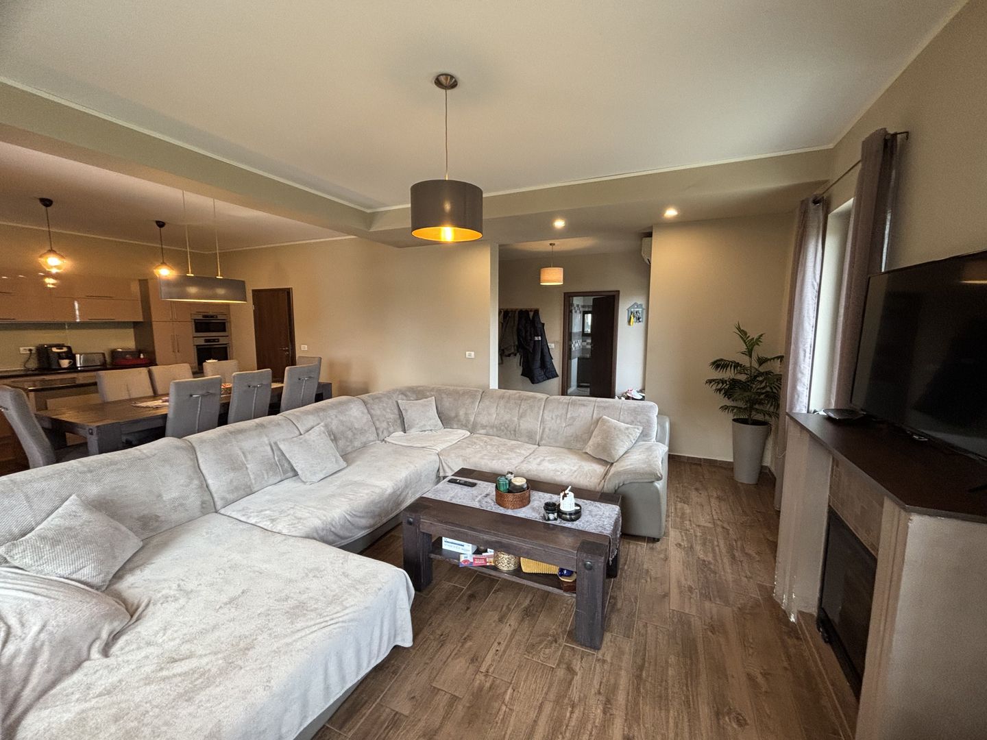 Duplex despărțit prin camera tehnica, zona Pădure Dumbravita - Poză 14