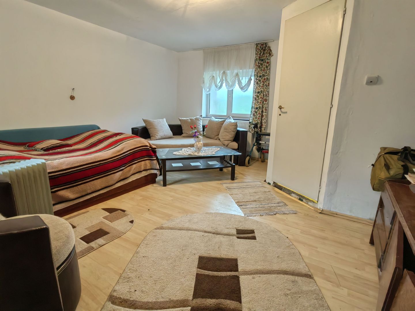 Casă 4camere+teren 719 m²central lângă izvoare de ape minerală Vâlcele - Poză 7
