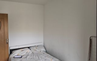 Mic la întreținere, bun la randament: apartament în Orșova - Poză 14