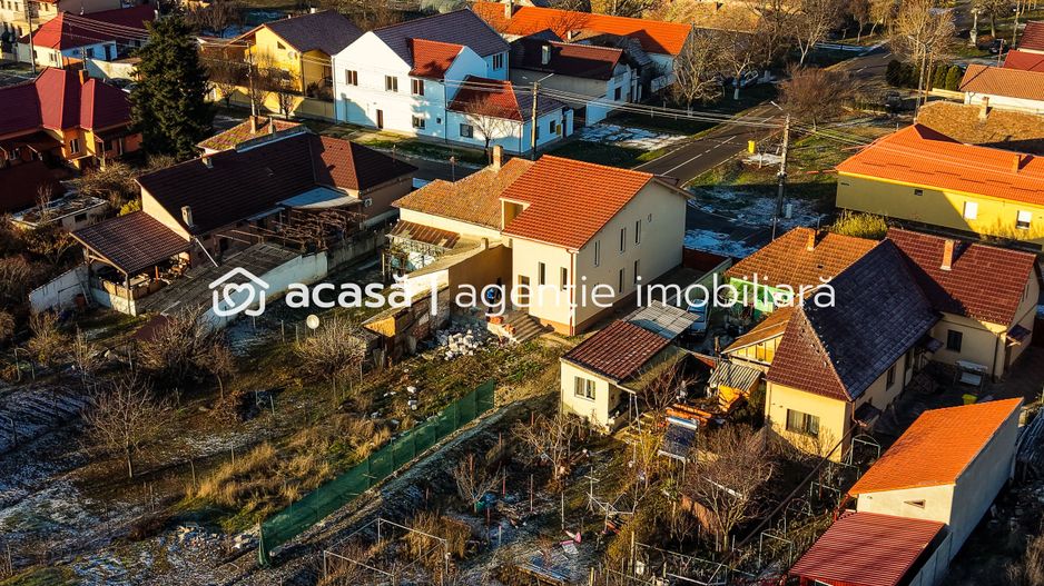 Casă nouă cu etaj semifinalizată în Aradul Nou - Poză 11