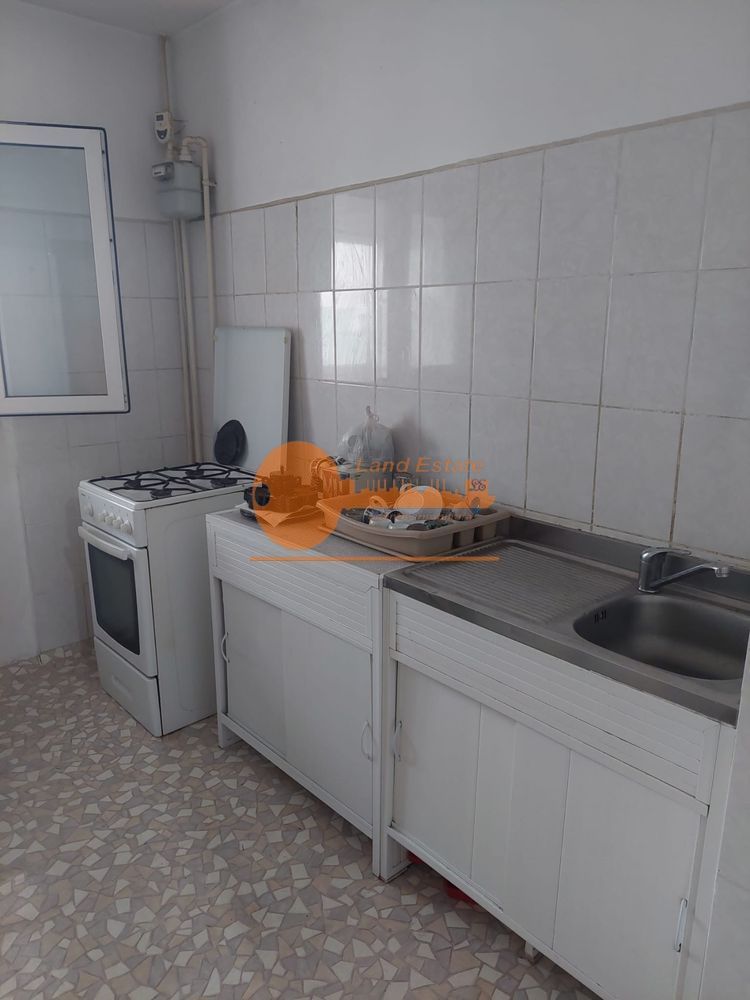 Apartament cu 3 camere in zona Rahova - Poză 6