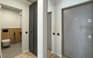 Apartament cu 2 camere, zona Str Eroilor - Poză 19