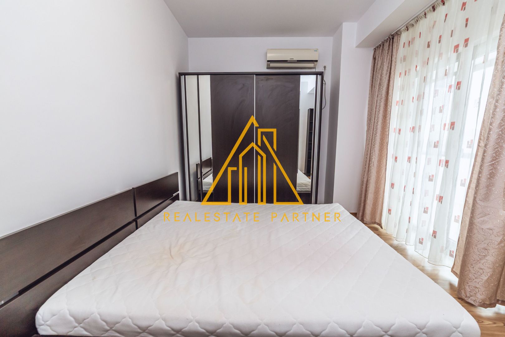 Apartament luminos, completat de spații utile și confortul de care ai nevoie! - Poză 14