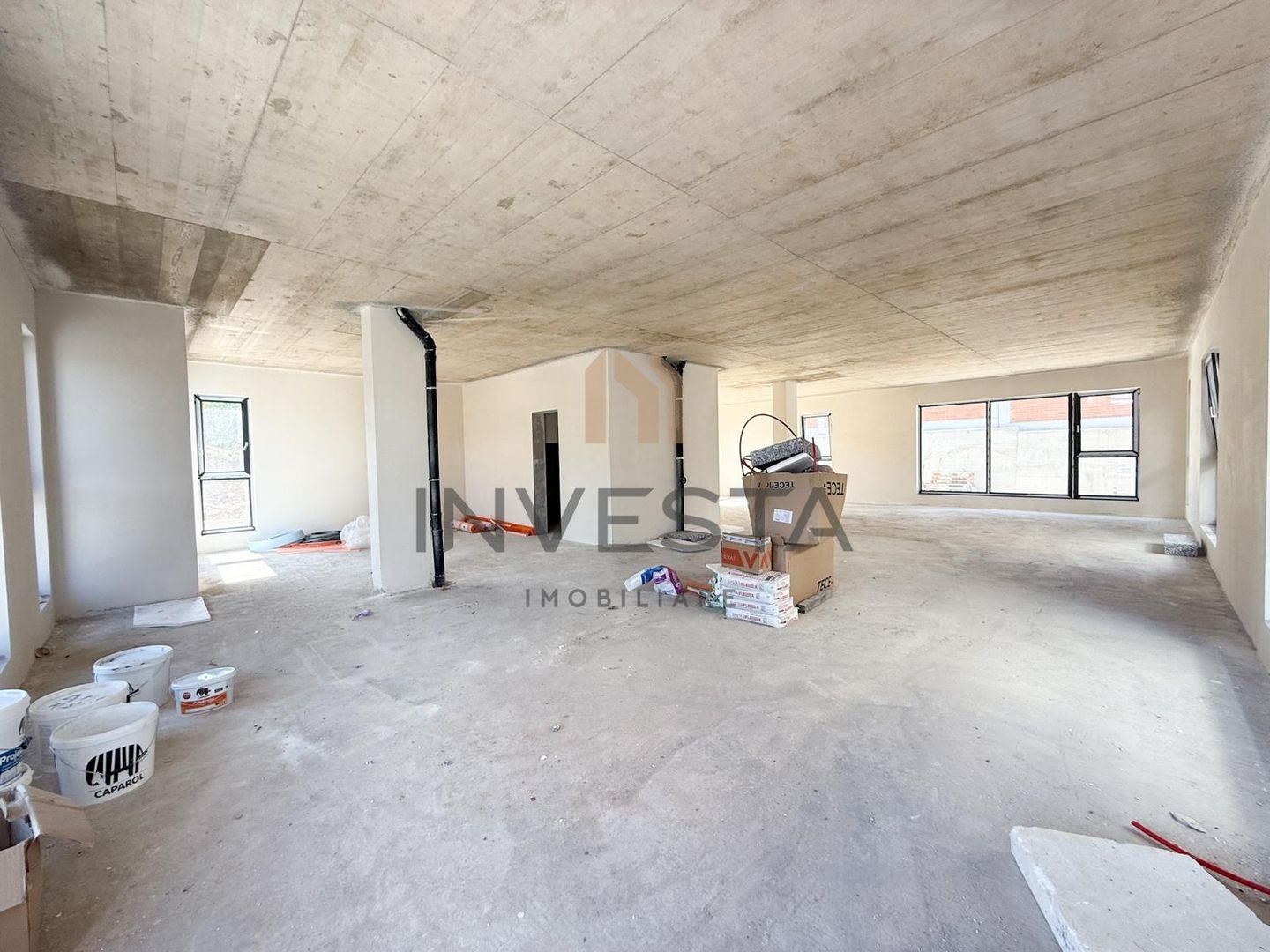 Spatiu comercial pretabil pentru diverse activitati comerciale! - Poză 8