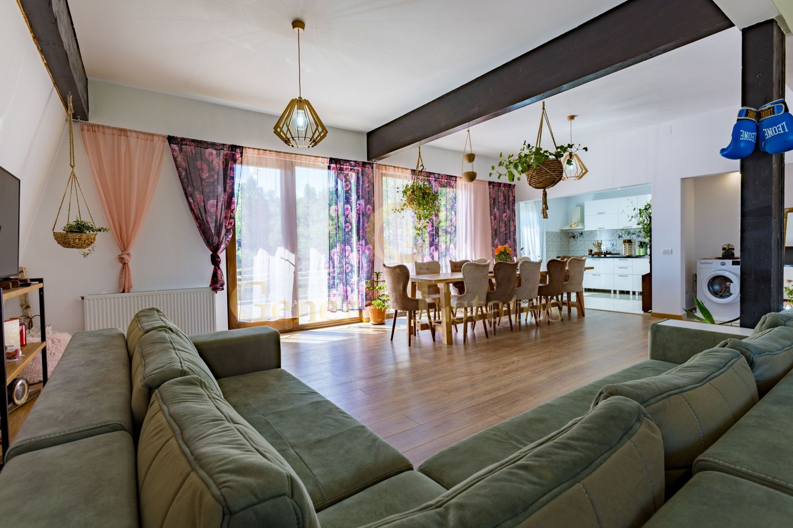 Descoperă Paradisul Montan din Moieciu de Jos! - Poză 2