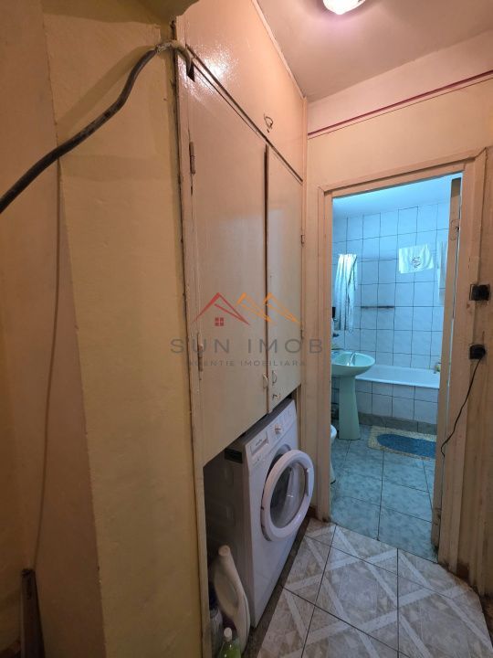 Apartament 3 camere, decomandat, centru, Ploiesti, Prahova - Poză 5