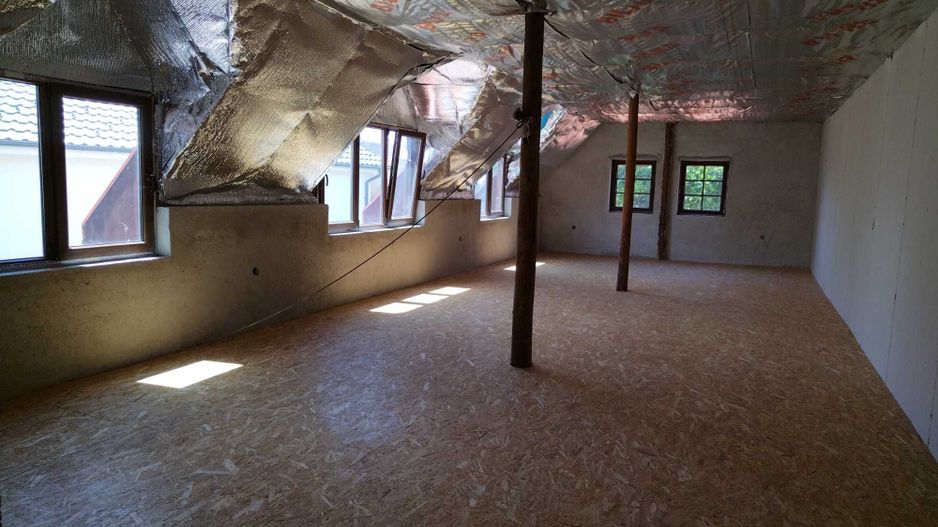 Casa, gradina si garaj. Baritiu. - Poză 6