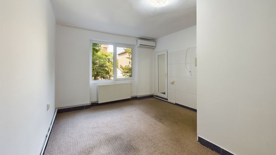 Apartament ultracentral pe B-dul Revoluției - Poză 15