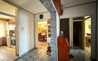 Apartament spatios cu 4 camere/ balcoane /zona str. Bucuresti, Marasti - Poză 2