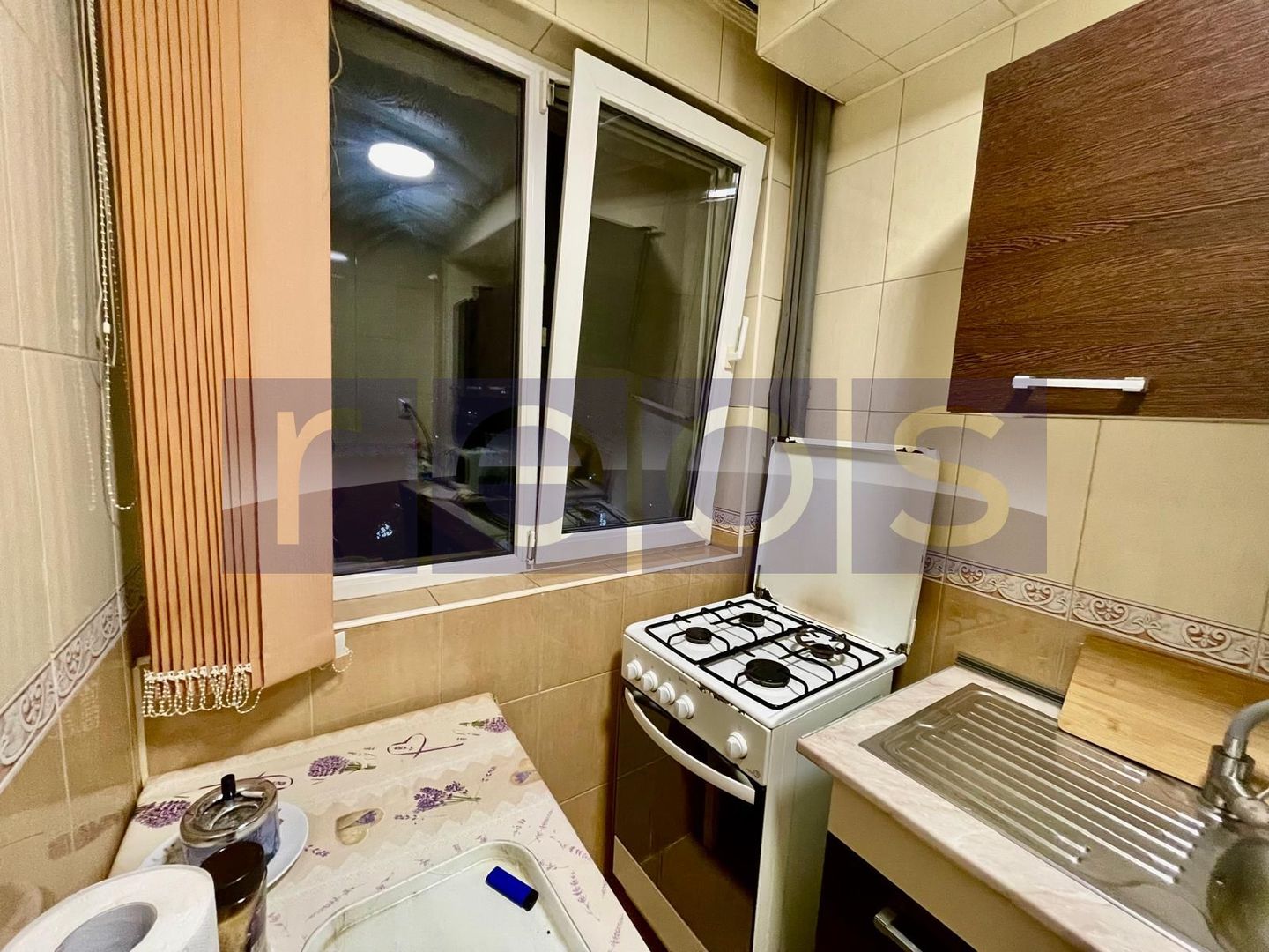 VANZARE GARSONIERA RENOVATA DRISTOR PARK LAKE RAMNICU SARAT 30MP SEMIDECOMANDAT - Poză 6