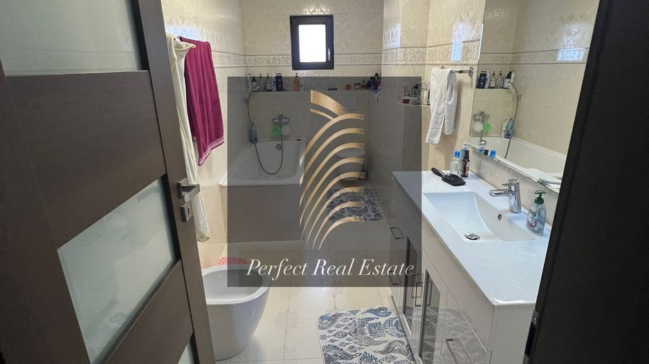 VILĂ DE VÂNZARE – EXCLUSIVITATE – ZONA STADION - Poză 3