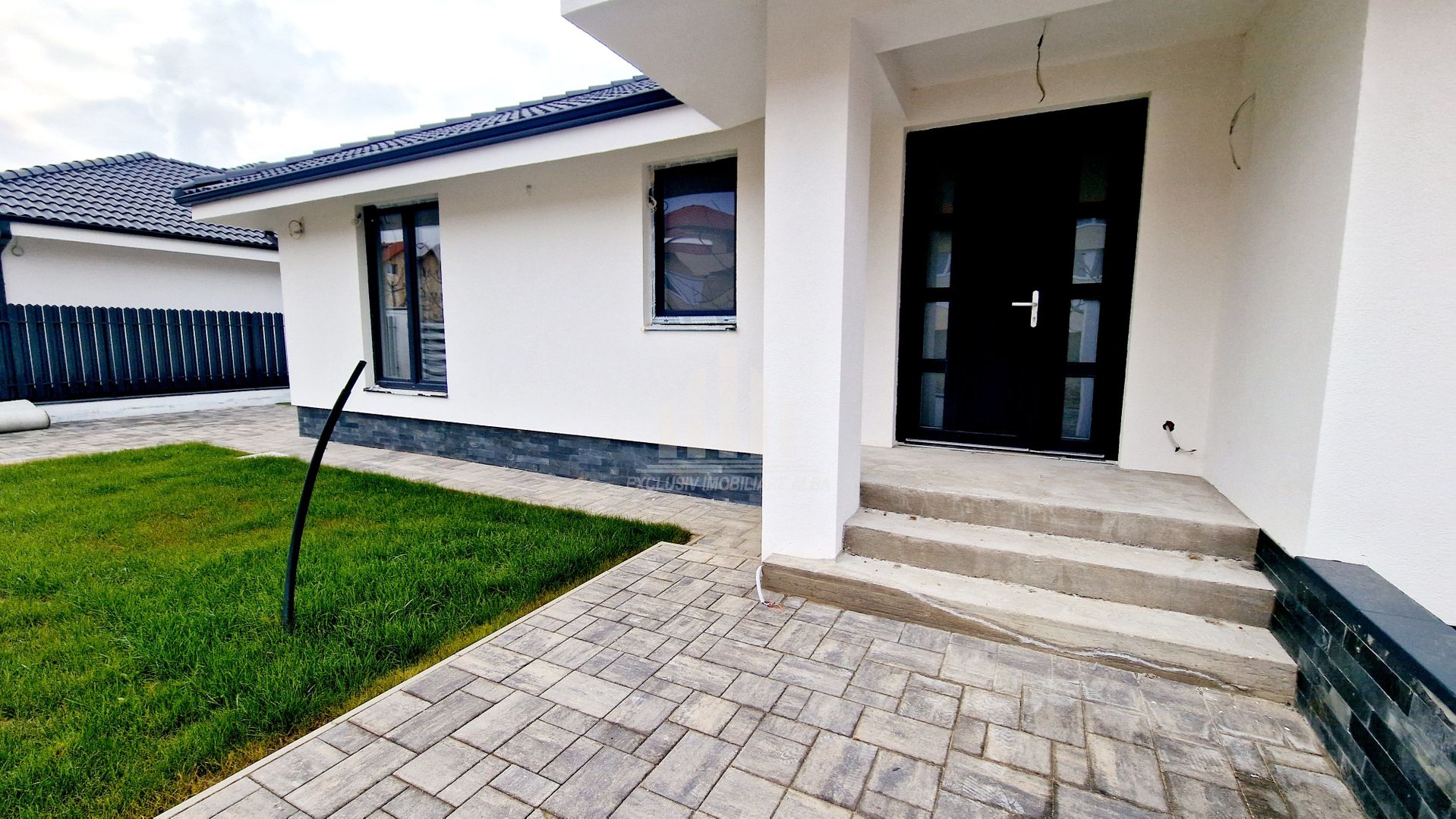 Casa individuala, vanzare la cheie, Alba Mall - Poză 2