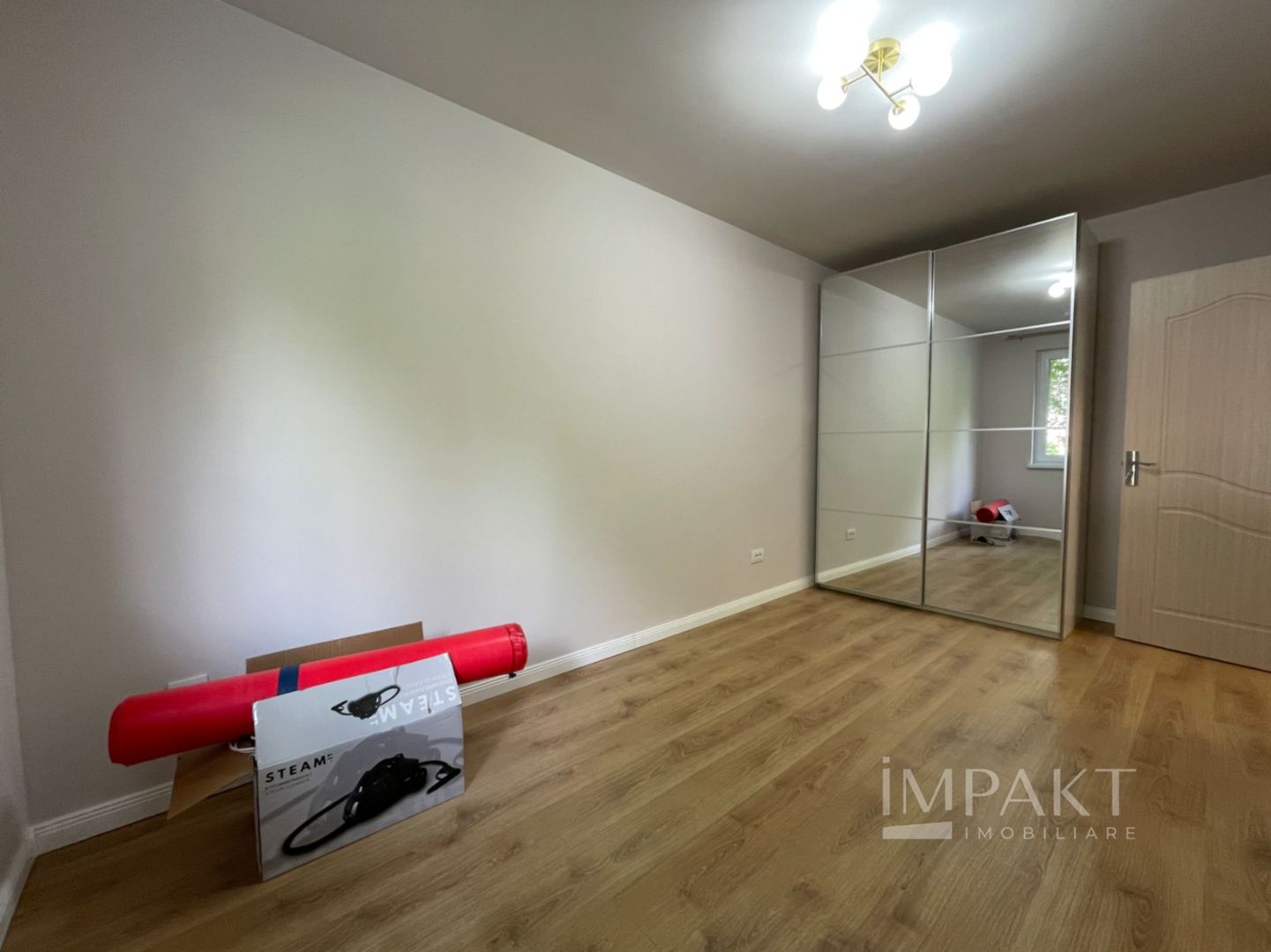Apartament spatios cu balcon si garaj | Gheorgheni - Poză 9