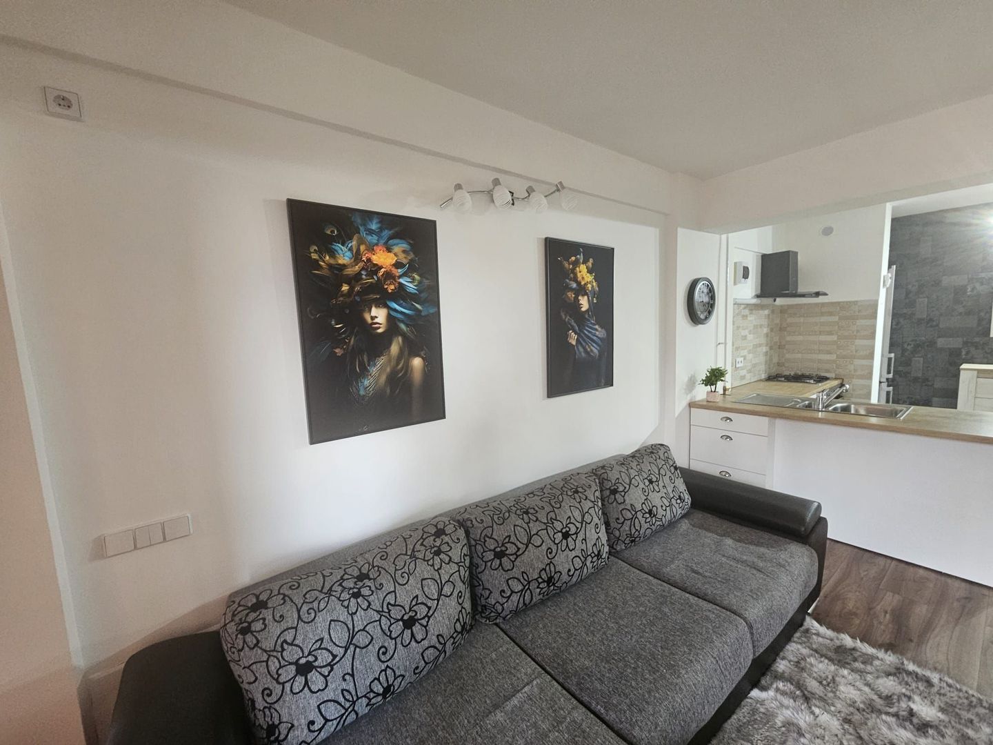 Apartament 2 camere, bloc 2010, garaj, Centru - Nord - Poză 19