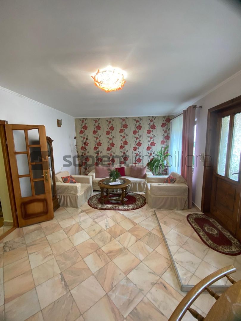 Apartament la casa ultracentral - str. Mihai  Eminescu - Poză 5