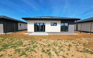 Casa parter cu 3 camere - comuna Berceni - Poză 4