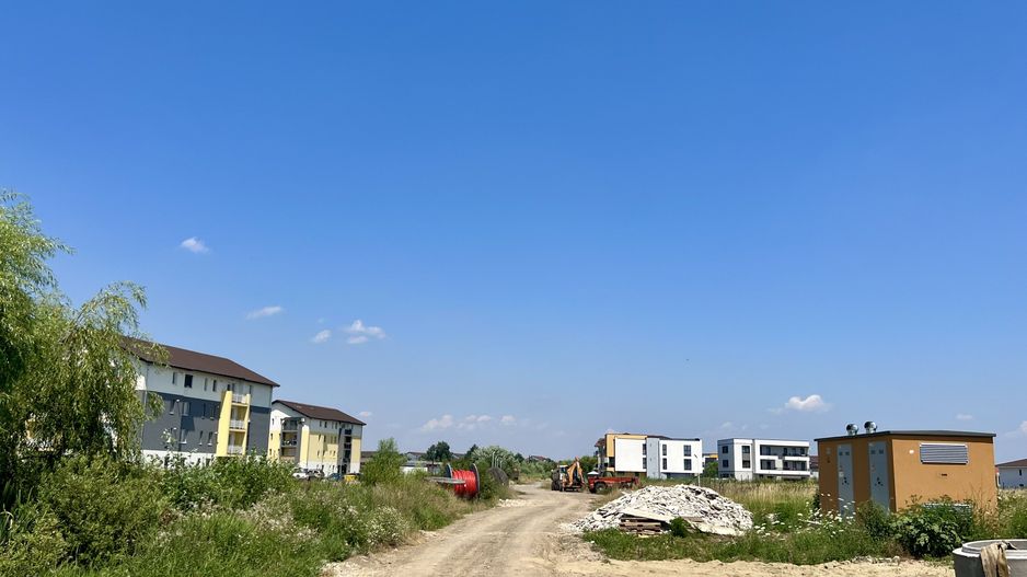 TEREN INTRAVILAN - Poză 3