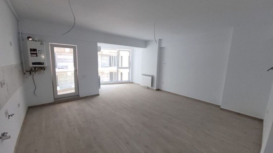 Apartament 2 camere-piscina cu pool bar Mamaia Nord - Poză 3