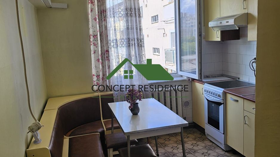 4 camere+ Garaj– Bd. Unirii | 80 mp | Etaj 3 | 2 băi | 2 balcoane - Poză 1