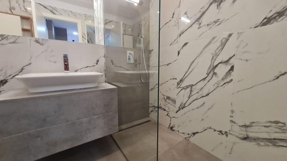 Calitate,prestanta,eleganta.. - Poză 14