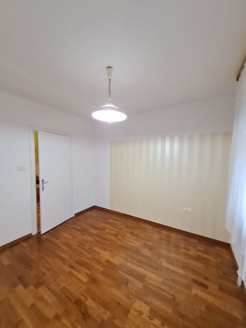 Apartament 4 camere la 5 minute de Piața Unirii - Poză 8