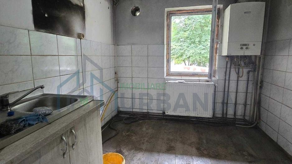 Apartament 3 camere decomandat, strada Neculau - Petru Poni, Iași - Poză 3