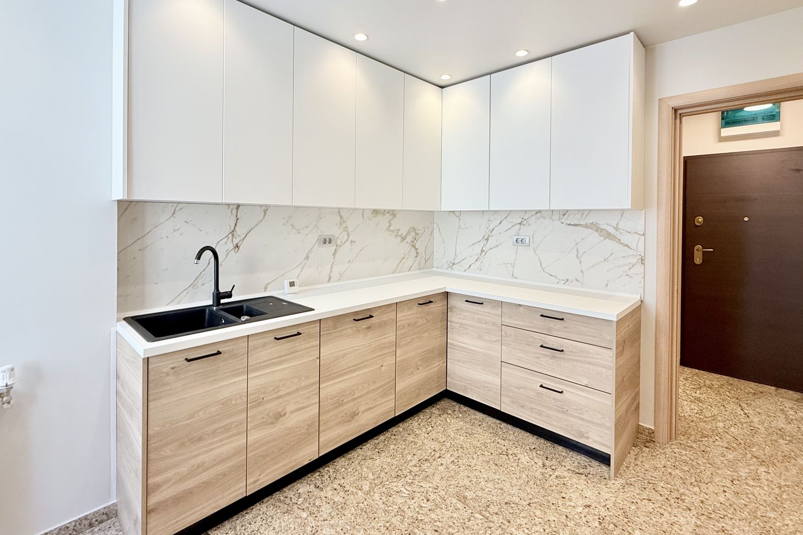 Apartament superb cu 3 camere în Dorobanți – Capitale | Mobilat - Poză 16