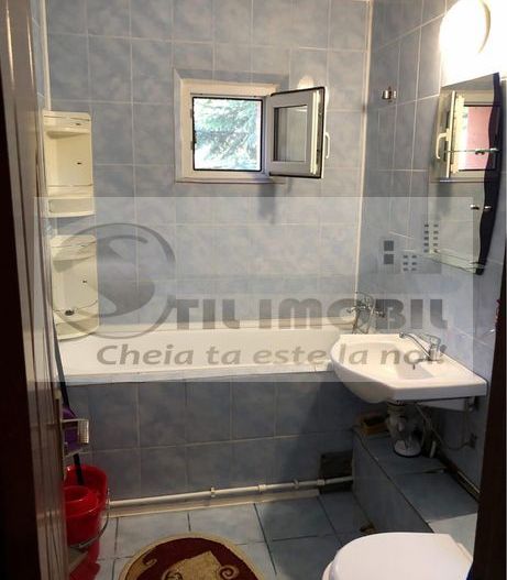 Vânzare apartament 2 camere – 56 mp zona Pizza Nico 110.000 € - Poză 7