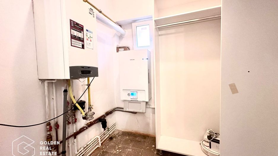 Casa centrala cu 3 camere, curte privata și gradina - Poză 13