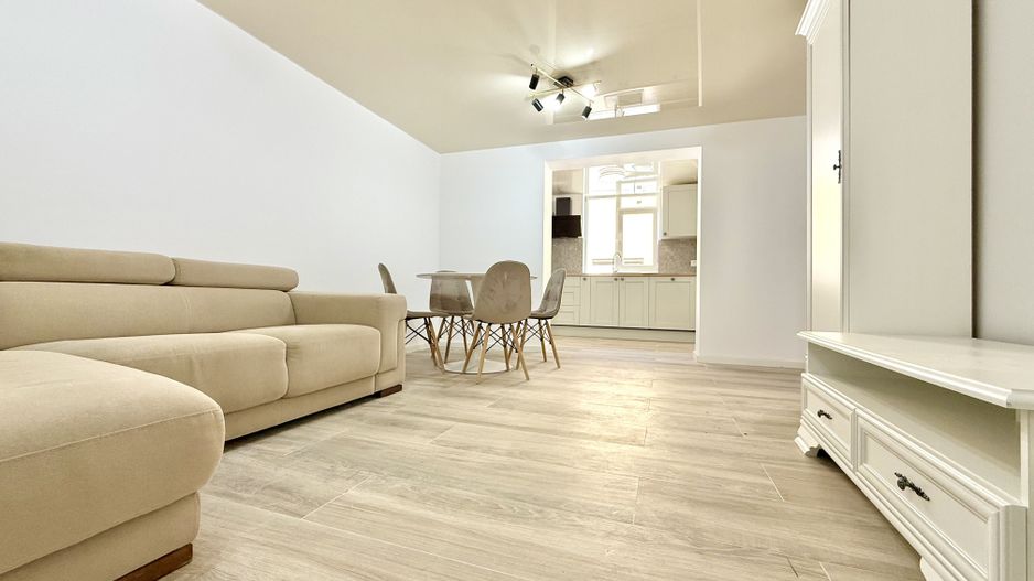 Casă premium de închiriat – Dumbrăvița - zona centrală - Poză 10