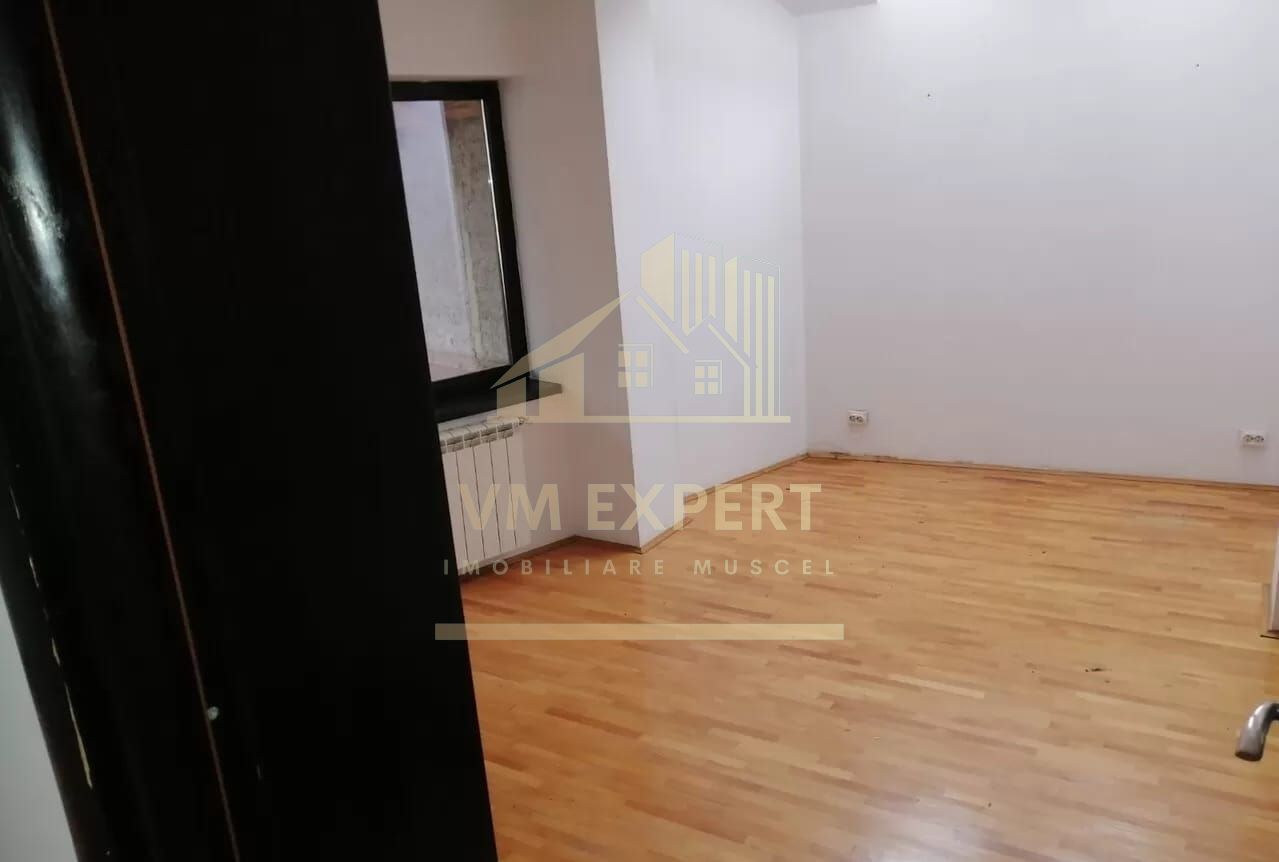 VILA 10 CAMERE TEREN 593MP, ZONA CENTRALA, CAMPULUNG - Poză 7