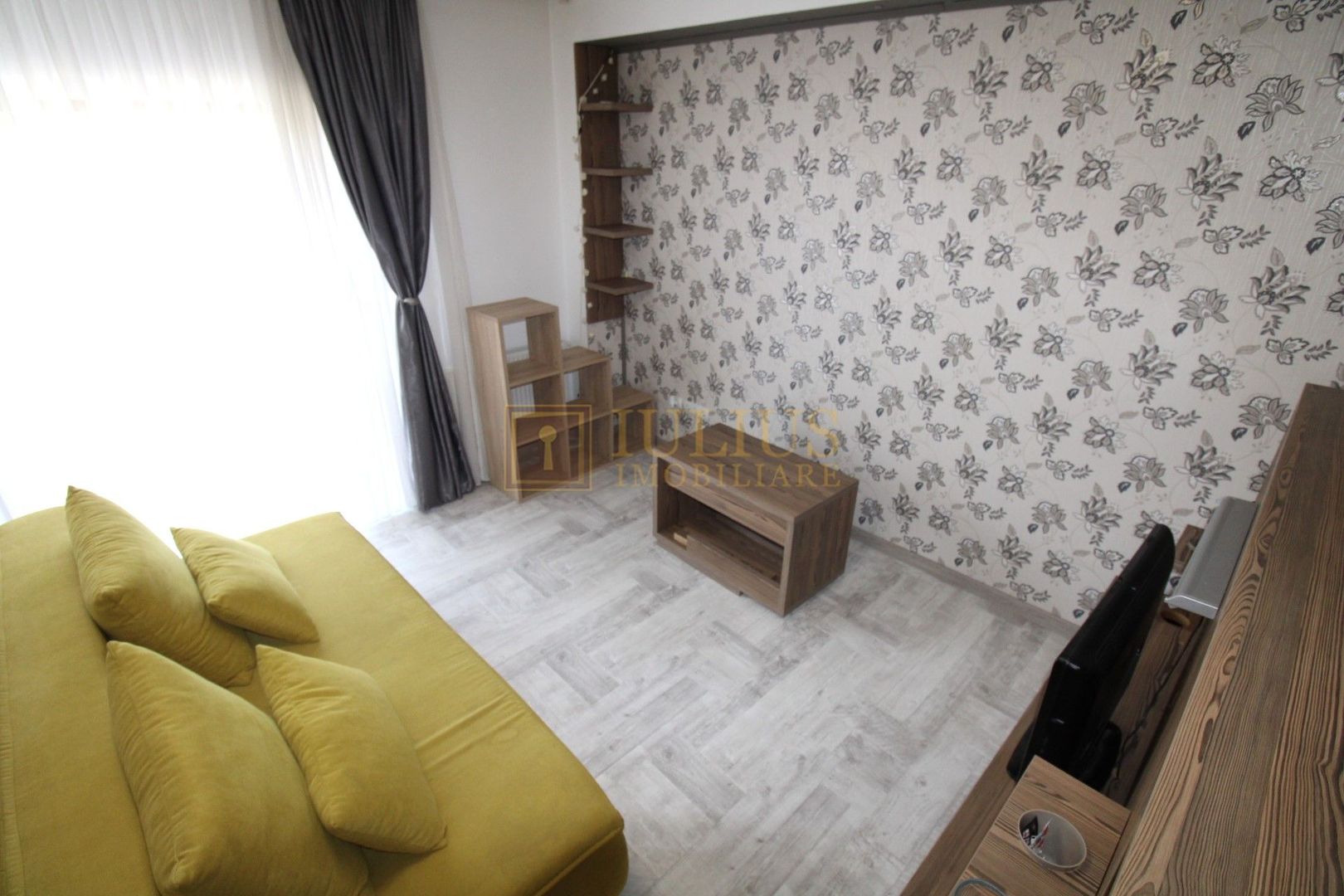 Studio; dormitor + sufragerie, langa IQ Hotel - zona de sud. - Poză 3