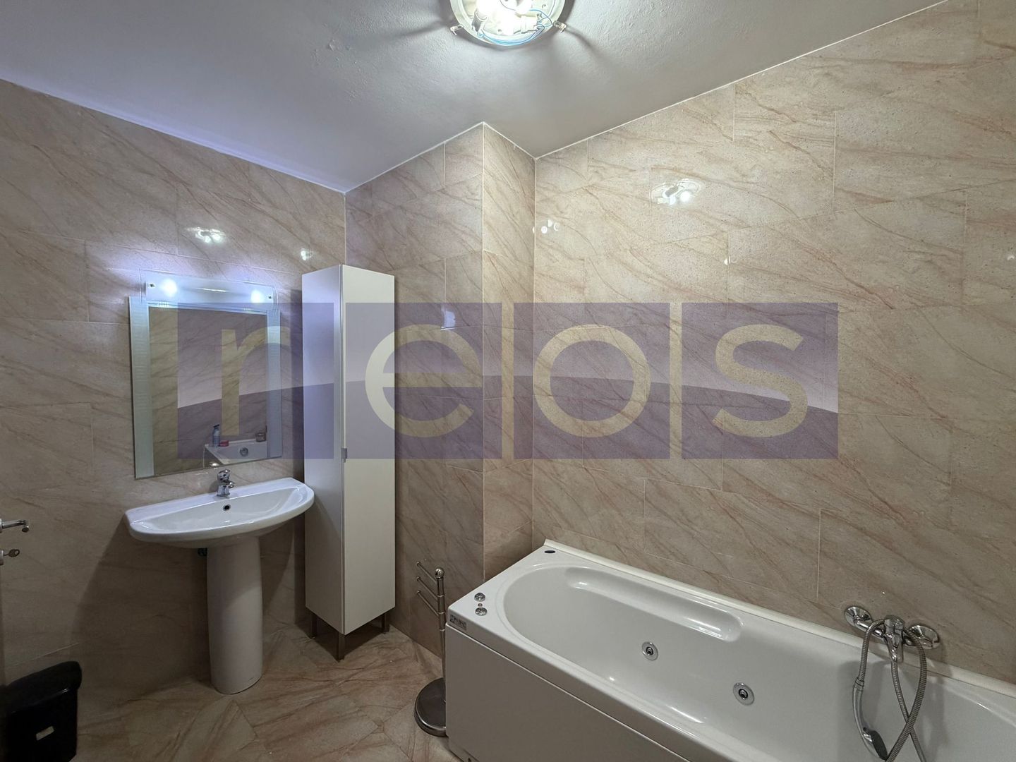 INCHIRIERE 3 CAMERE | DOROBANTI | MOBILAT SI UTILAT | PARCARE | 76MP - Poză 17