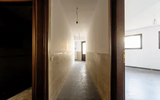 Clădire comercială în zona Grădiște. - Poză 11