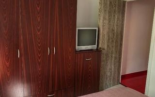 2 camere | 3/10 | Decomandat | Râul Doamnei – loc parcare ADP - Poză 2