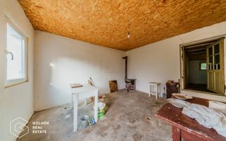 Vila superba, P+E,  Cuvin, 9 camere, 200 mp si teren 1300 mp plus anexa 3 camere - Poză 34
