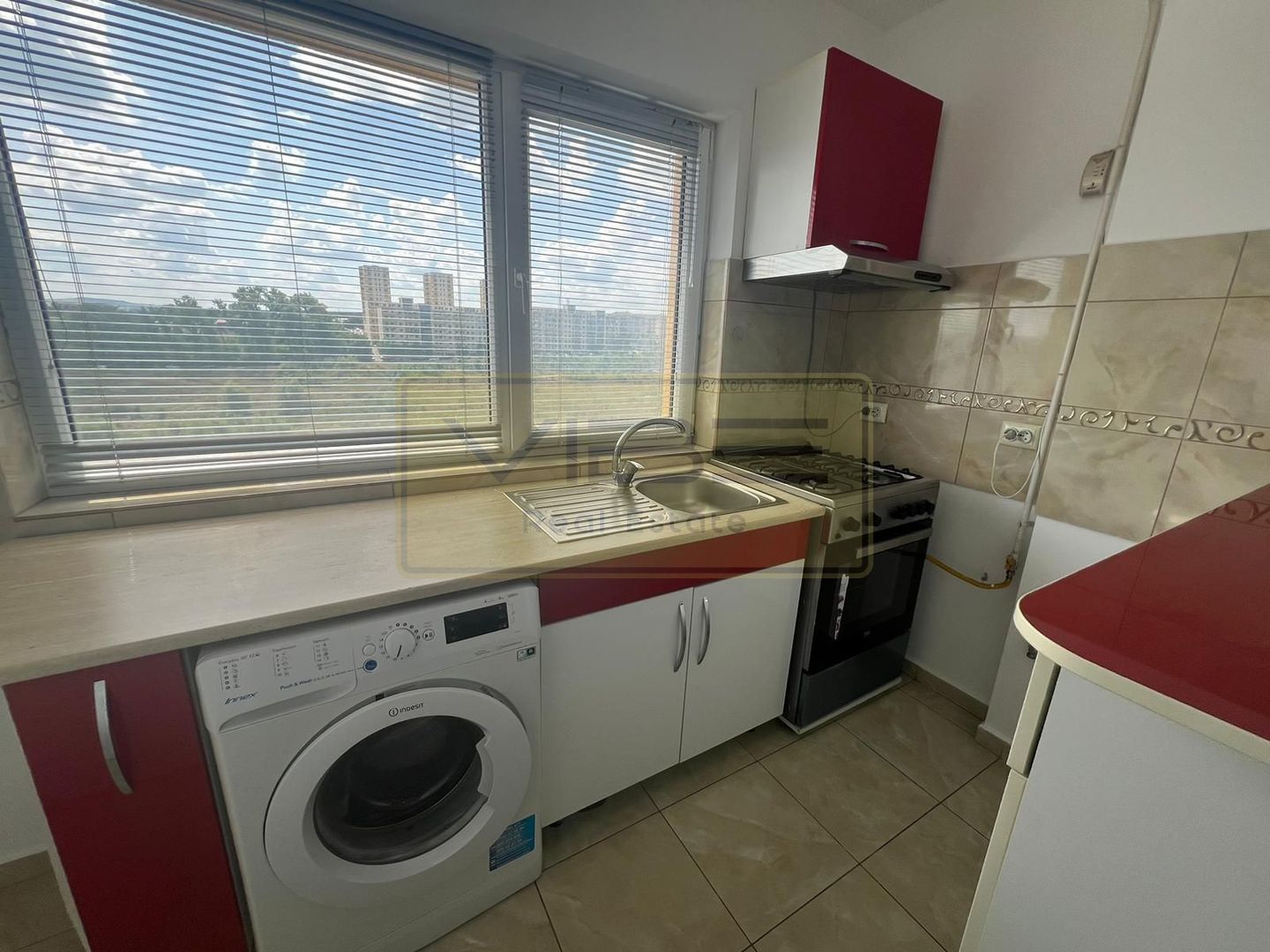 Apartament modern 2 dormitoare+living Nicolina T.Neculai - Poză 17