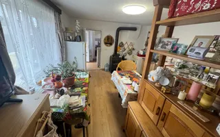 Casa individuala in Arpasu de Sus, teren mare, partial renovata - Poză 17