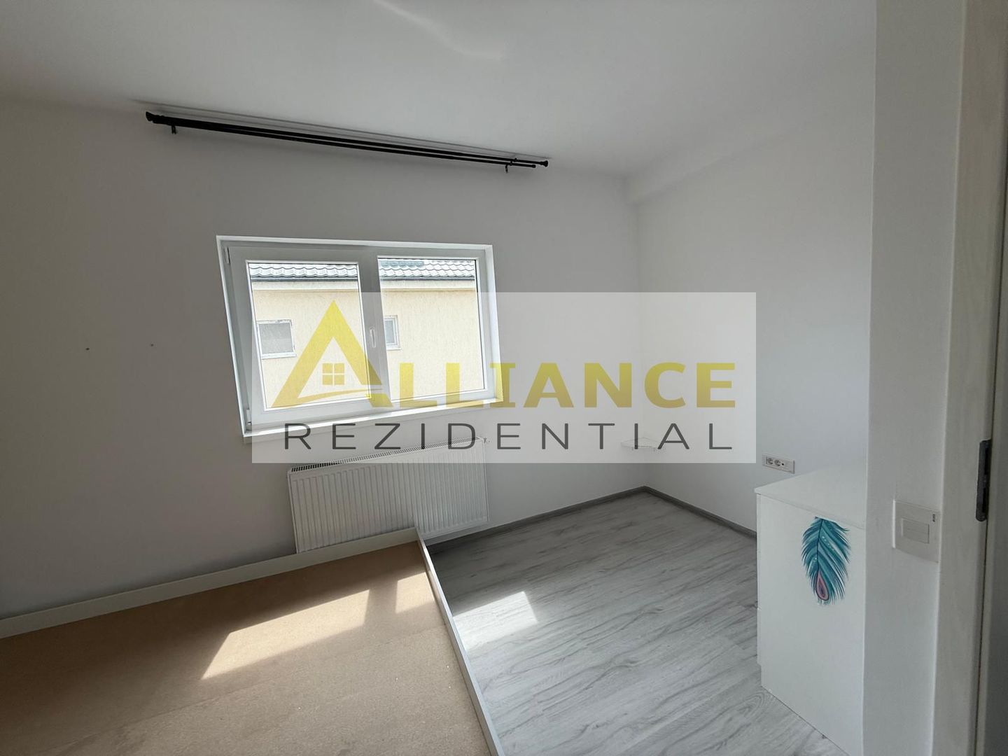Vila individuala P+1E ~ 4 camere 2 bai ~ 560mp teren - Poză 4