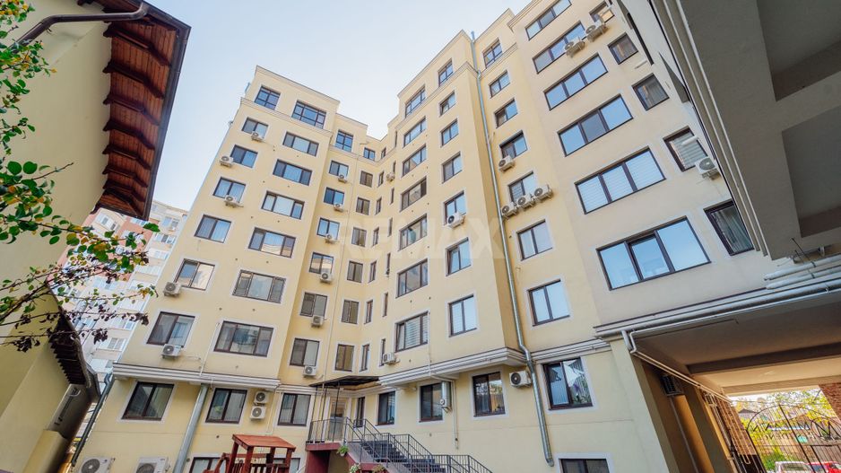 Apartament cu 2 camere în centrul Chișinăului | Lev Tolstoi | Complet mobilat și utilat - Poză 2
