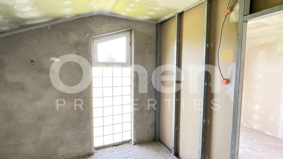 Casa de vânzare Tăuții-Măgherăuș de 370mp si 60 de ari teren - Poză 4