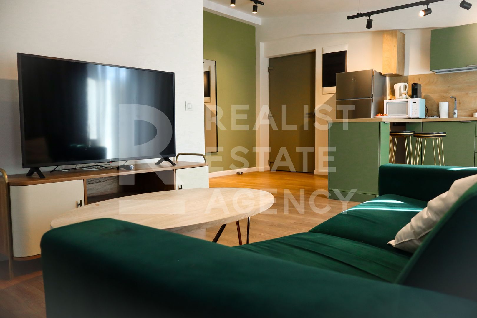 Chirie, apartament, 3 camere, Copou, Iași - Poză 1