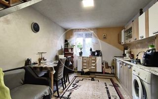 Apartament cu 2 camera la curte comuna de vanzare Central, Oradea - Poză 3