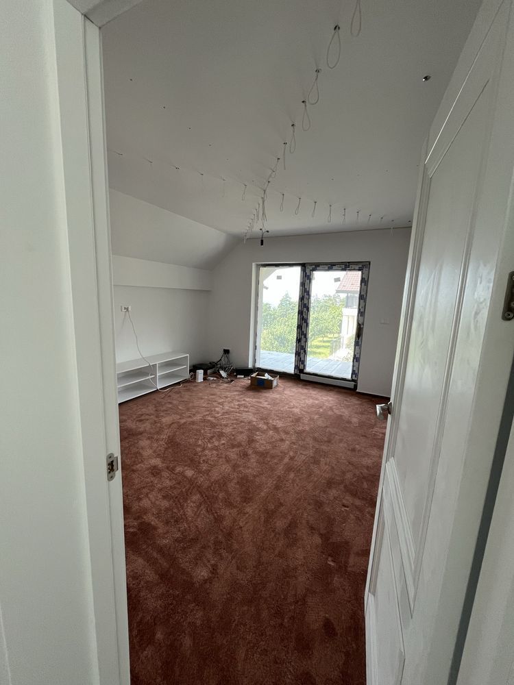 Vand casa in Bucium cu vedere la oras - Poză 3