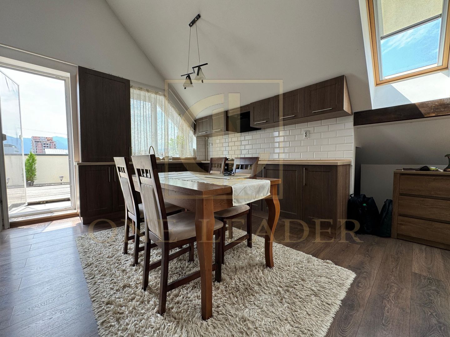 Penthouse 2 Camere | Tractorul – Brașov | 67 mp + Terasă 35 mp | Loc parcare - Poză 3